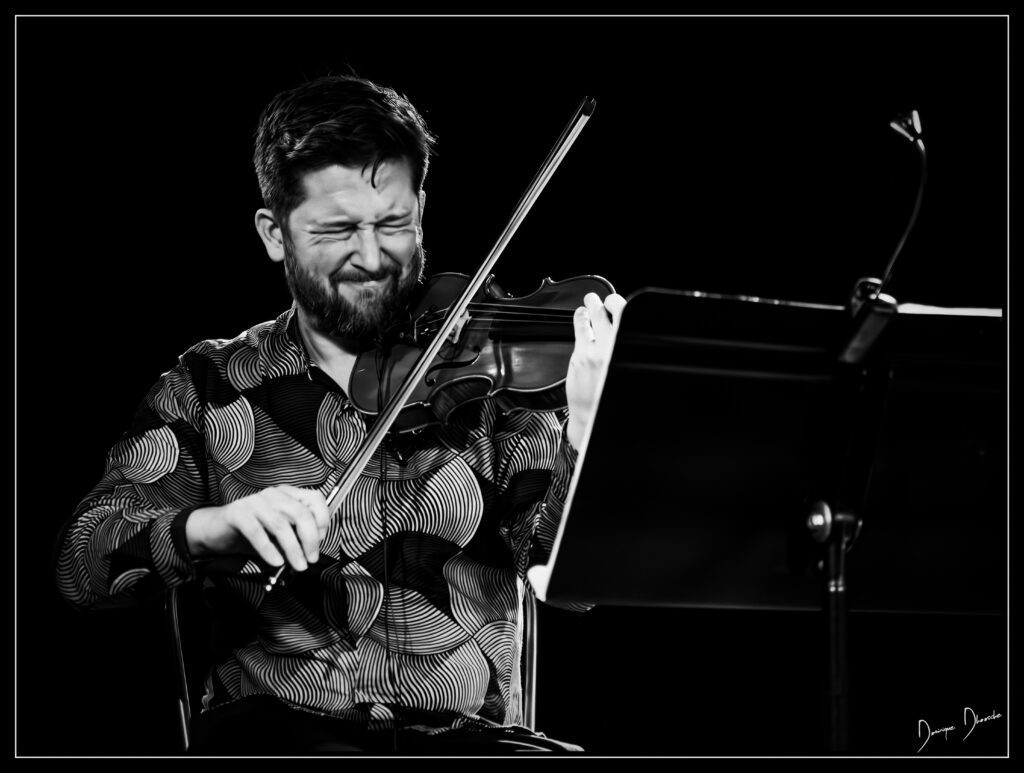 251113 22h06mn23s xh2 1